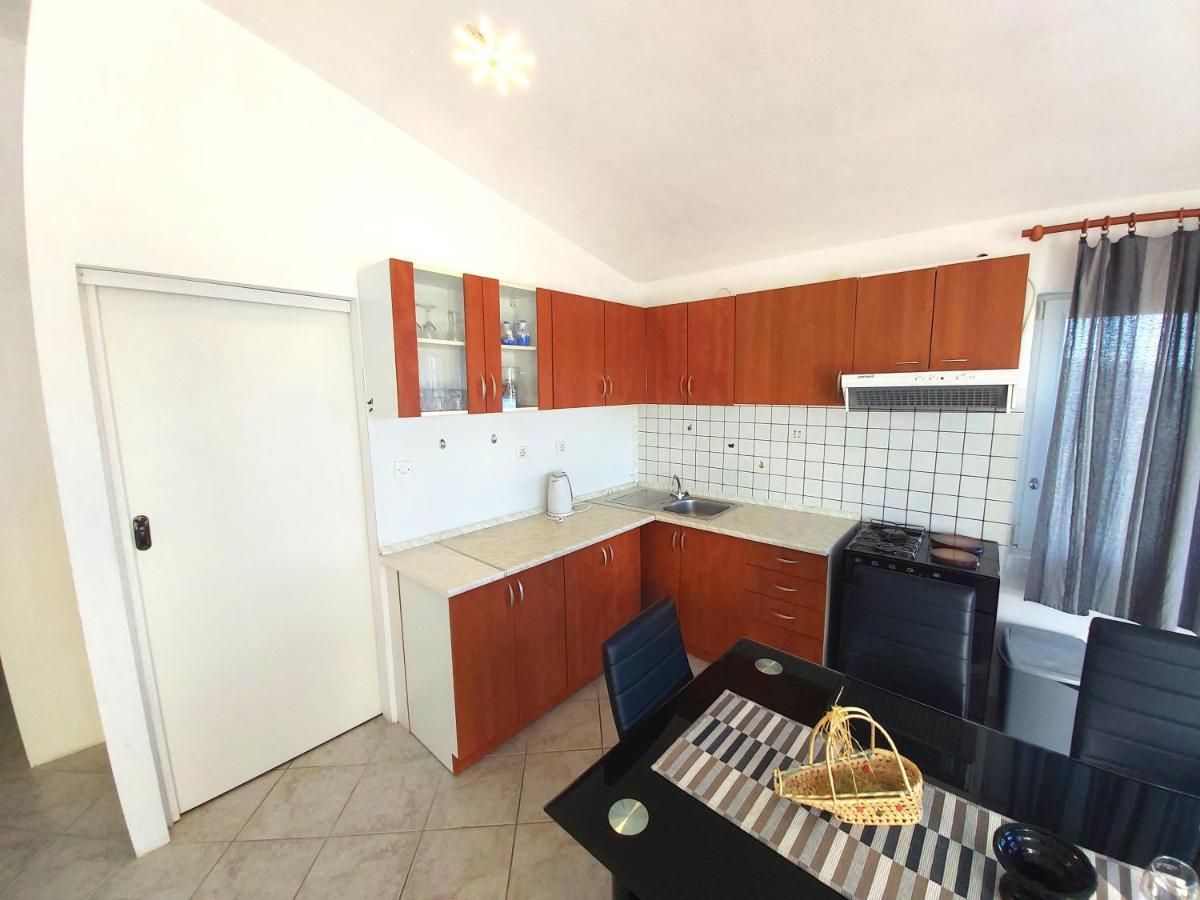Apartments With A Parking Space Sali, Dugi Otok - 8181 Ngoại thất bức ảnh