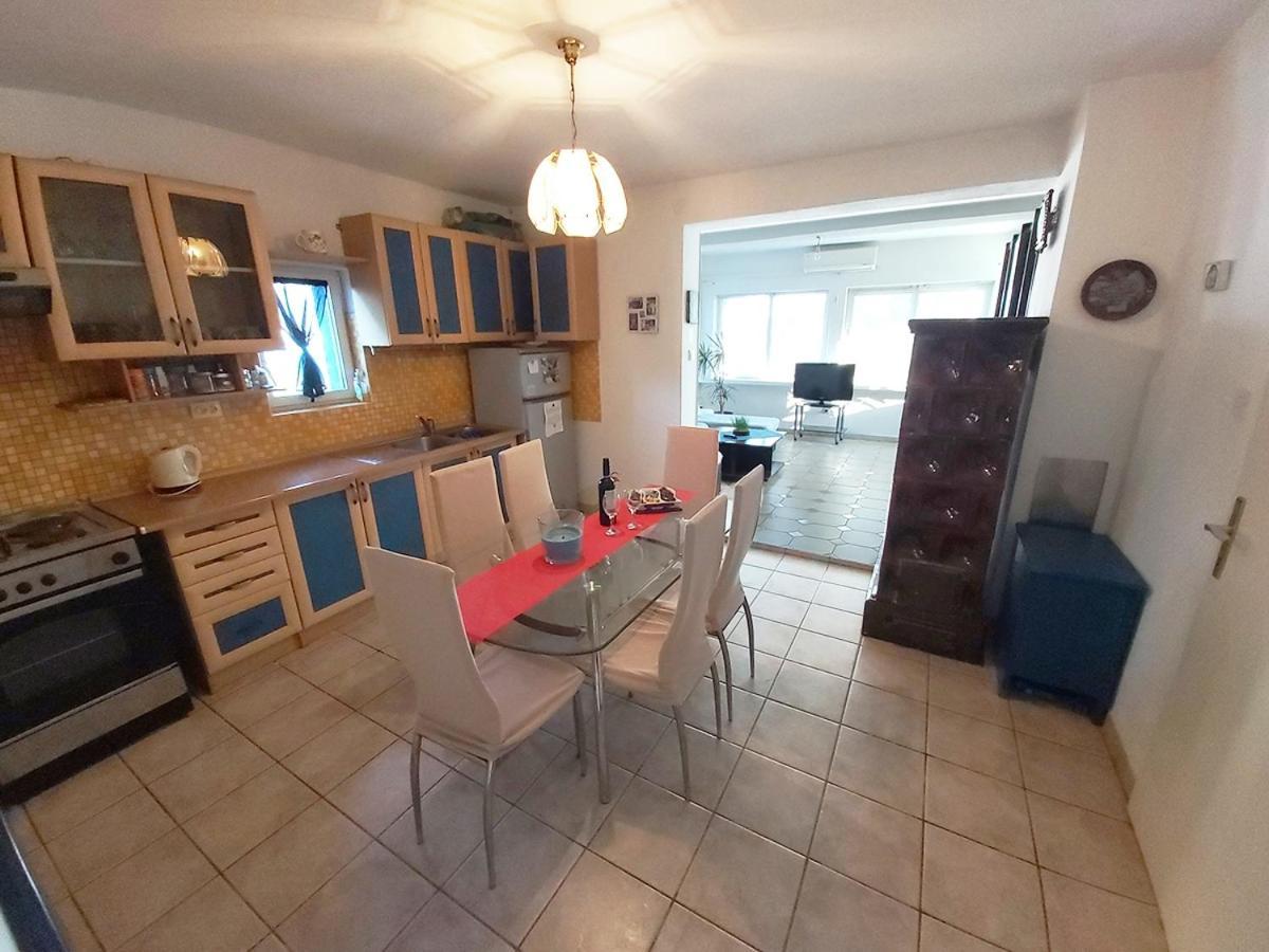 Apartments With A Parking Space Sali, Dugi Otok - 8181 Ngoại thất bức ảnh