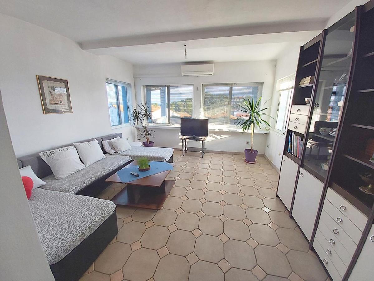 Apartments With A Parking Space Sali, Dugi Otok - 8181 Phòng bức ảnh