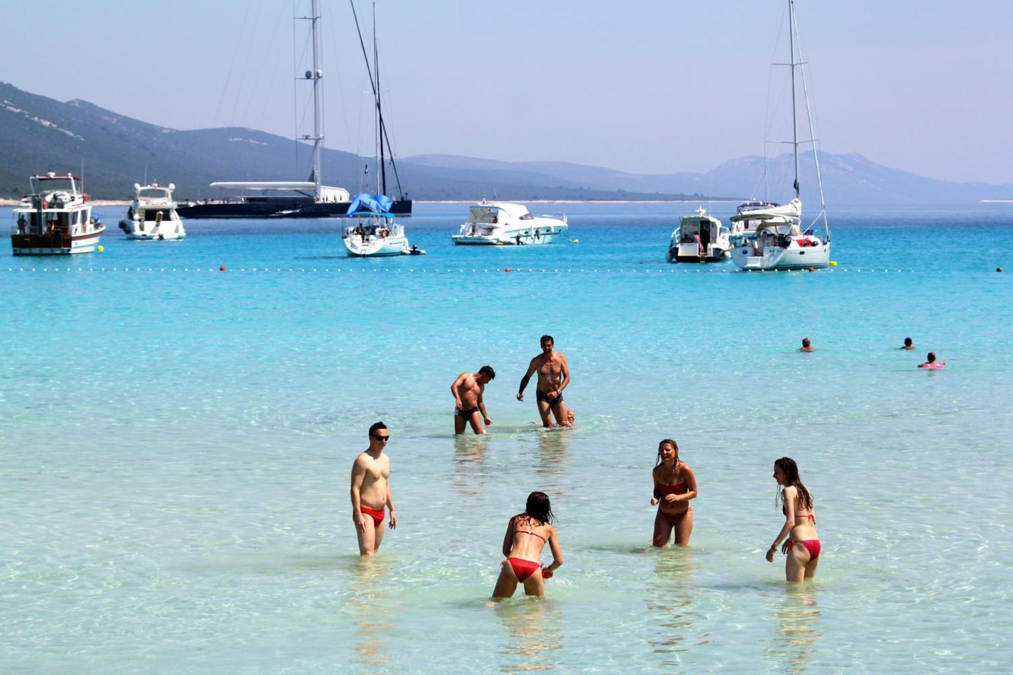 Apartments With A Parking Space Sali, Dugi Otok - 8181 Ngoại thất bức ảnh